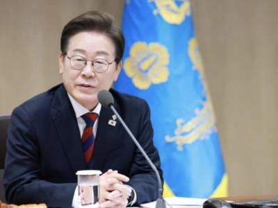 Huy Hiệu Cờ Hàn Quốc "Đặc Biệt" Trên Ngực Tổng Thống Lee Jae-myung Thu Hút Sự Chú Ý