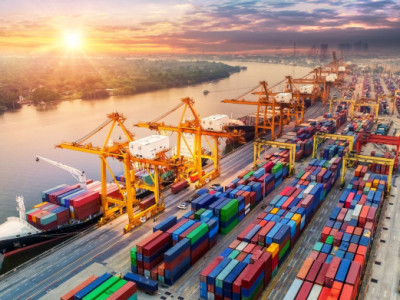Chiến lược phát triển logistics Việt Nam: Hướng tới trung tâm trung chuyển của khu vực