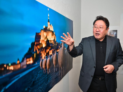 Nhiếp ảnh gia kết hợp AI và nghệ thuật trong 'cuộc cách mạng nhiếp ảnh'