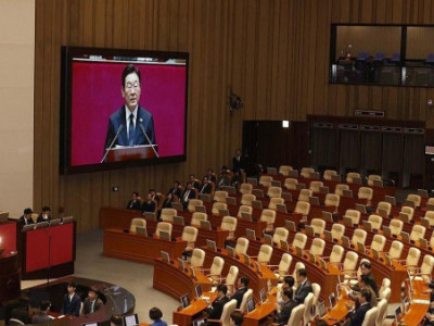 Tiểu ban Quốc hội thông qua dự luật khôi phục Ngày Hiến pháp thành ngày lễ công cộng