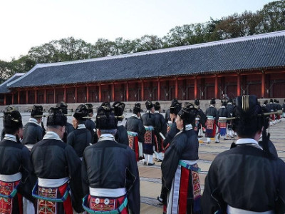 Người đứng đầu cơ quan di sản cảnh báo dự án của Seoul có thể gây nguy hiểm cho địa vị UNESCO của Đền Jongmyo