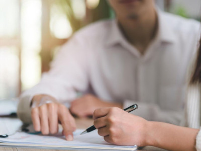 Các công ty bảo hiểm theo đuổi việc mở rộng ra nước ngoài, kinh doanh mới trong bối cảnh thách thức