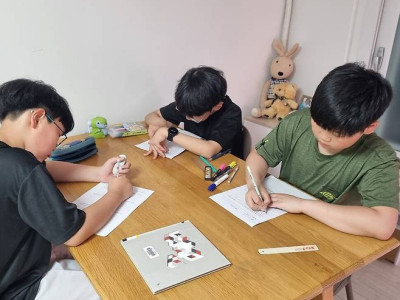 Tại sao viết lách lại quan trọng trong thời đại “ngoại ủy tư duy” khi hỏi AI là xong?