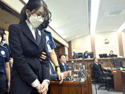 Kim Keon Hee thừa nhận nhận 2 chiếc túi Chanel, phủ nhận hối lộ hoặc liên quan đến nhiệm vụ tổng thống của chồng