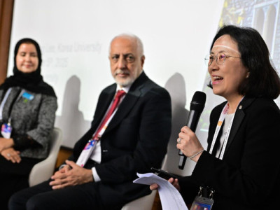 Giáo dục đại học chuyển sang ngành công nghiệp để đáp ứng nhu cầu của cộng đồng, tăng cường tài trợ