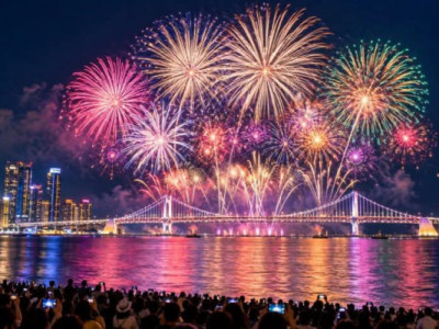 Lễ hội pháo hoa Busan 부산불꽃축제  Lễ hội pháo hoa Busan, rực rỡ thắp sáng bầu trời đêm Busan!  07/11/2026 ~ 07/11/2026 부산광역시 수영구 광안해변로 219 (광안동)